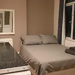 Studio On Finchley Road