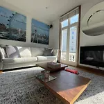 Designer 2 Bedroom Pimlico