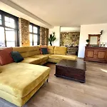 Deluxe Penthouse Riverside View 2 Bedroom Flat With Lift - Old Industrial Factory Warehouse