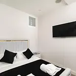 Დluxury & Spacious Duplex In The Heart Of Chelseaდ