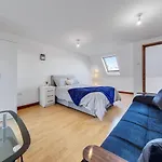 Cozy 1 Bed/Sleep 3/ London