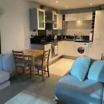 1 Bedroom Apartment Royal Docks