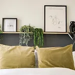New Stylish Flat In The Heart Of Shoreditch