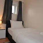 London 4 Bedroom House