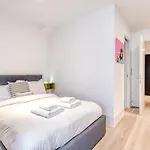 Brand new&modern flat in Fulham