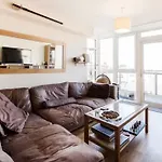 Brixton/Clapham 2 Bed Flat, Large Balcony, Parking