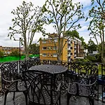 Bright 2 Bedroom Flat With Terrace In Notting Hill