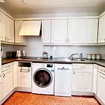 Deluxe Entire Apartment Between Covent Garden And St Pauls Cathedral