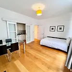 Deluxe Entire Apartment Between Covent Garden And St Pauls Cathedral