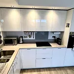 Luxury Top Floor Apartment In London
