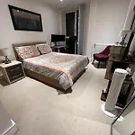 Lovely Stay Near Central London