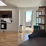 2Bed Flat With Great City Views