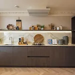 Hyde Park-Penthouse-Air Con-Luxury