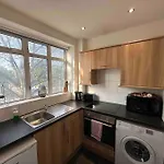 Chic Fitzrovia Flat, Central, Quiet, Lift