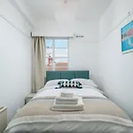 Bright West Hampstead Retreat