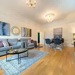 South Kensington - Cromwell Rd Residence