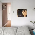 Cosy Luxurious Family Home