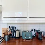 Portobello Dock Canalside Apartment