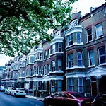 Airy, 3 Bedrooms, Ensuite , Central London Flat