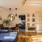 Bright &Spacious One Bedroom Flat Off Canary Wharf
