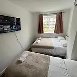Lovely Budget Rooms In Camden - Kings Cross