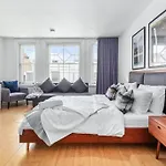 Spacious And Delightful Sleep 5 Piccadilly Vrc