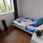 White City Apartment, Your London Stay