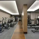 Riverside London Luxury Apartment - Pool, Gym, Sauna, Cinema, Bowling Alley And More!