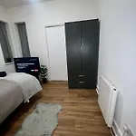 Leisure Studio Flat In Golders Green