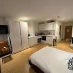 Piccadilly Living 1 Bedroom Flat In London Vr11
