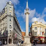 Radisson Blu Edwardian Mercer Street Hotel, London