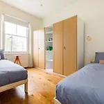 Stunning Notting Hill Apt, Beautiful Street
