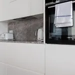 Beautiful 1 Bedroom Apartment In Holborn Zone 1