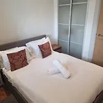 Immaculate 1-Bed Apartment In London