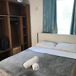 Beautiful Flat In Central London