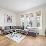 Luxury 2 Bedroom Apartment On Portobello Road