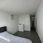 Lovely 3-Bed Apartment In London