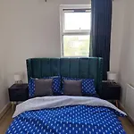 A Lovely One Bedroom In Hither Green Lane