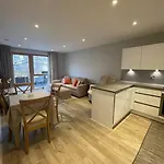2 Bedroom Acton Apartment