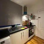 1 Bedroom Flat In Notting Hill, Portobello