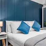 Modern Flat In Paddington Near Hyde Park W2 London