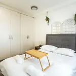 Amazing 2 Bedroom / Earls Court / Kensington