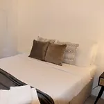 Charming Hyde Park 2Bedroom Flat