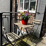 Trendy Brixton Residence!