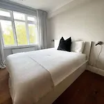 Trendy Brixton Residence!