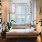 Stunning 2Br, Split-Level Flat W Garden, Deptford