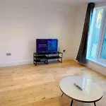 1 Bed Room Flat Near Central