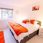 Spacious House Near Kings Cross