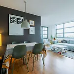 Pass The Keys Central Location Flat Near Old St And Dalston Overlooking Rosemary Park And Regents Canal
