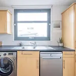 Pass The Keys Central Location Flat Near Old St And Dalston Overlooking Rosemary Park And Regents Canal